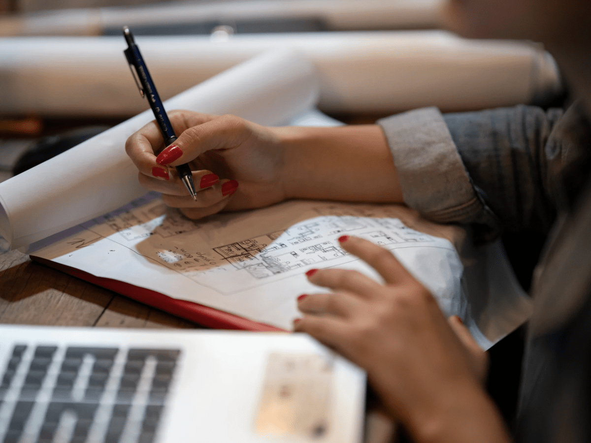 Plonger dans mes histoires avec tous mes sens : ma méthode d’écriture&nbsp;immersive